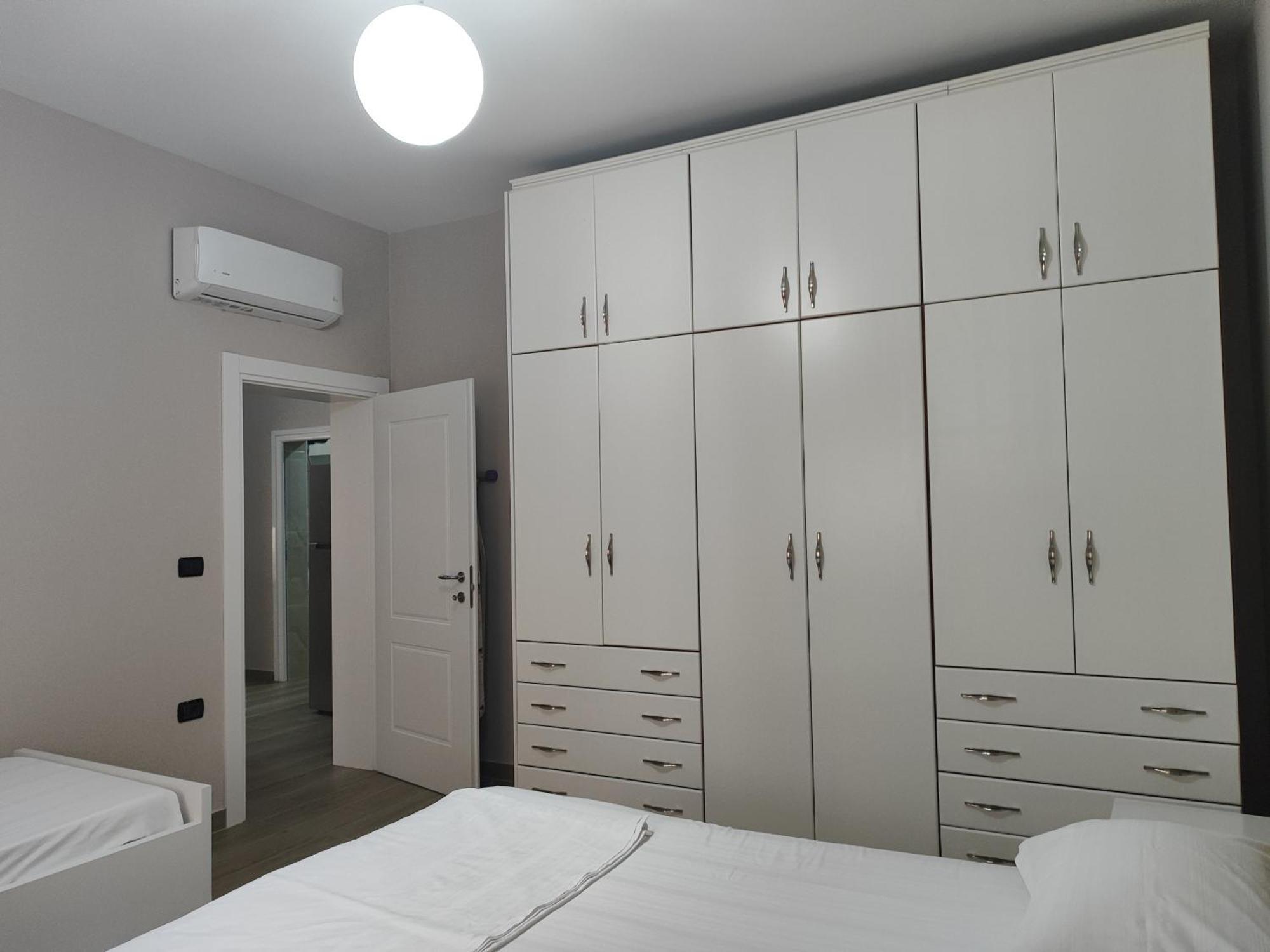 Large Apartmán Vlorë